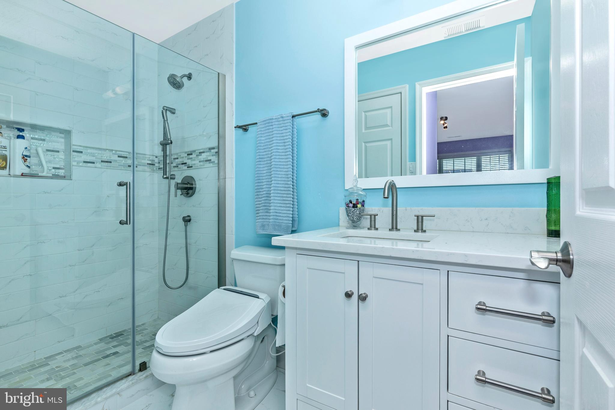 18510 Cornflower Road Boyds, MD 20841 - Photo 68 of 100 Bedroom 2's bathroom