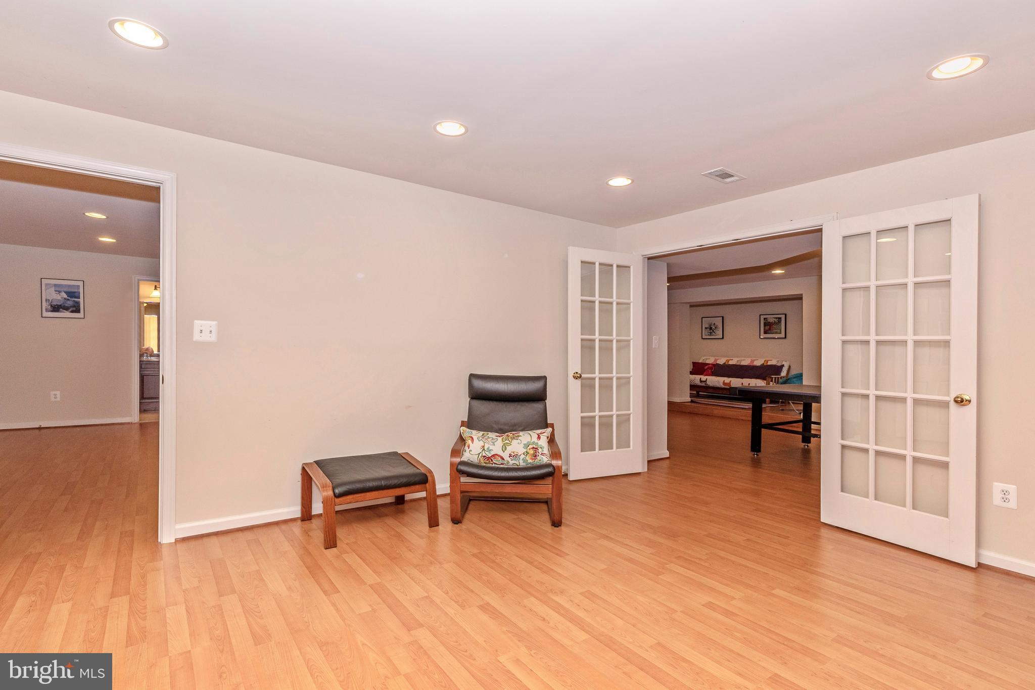 18510 Cornflower Road Boyds, MD 20841 - Photo 89 of 100 Lower level has 3 full sized windows