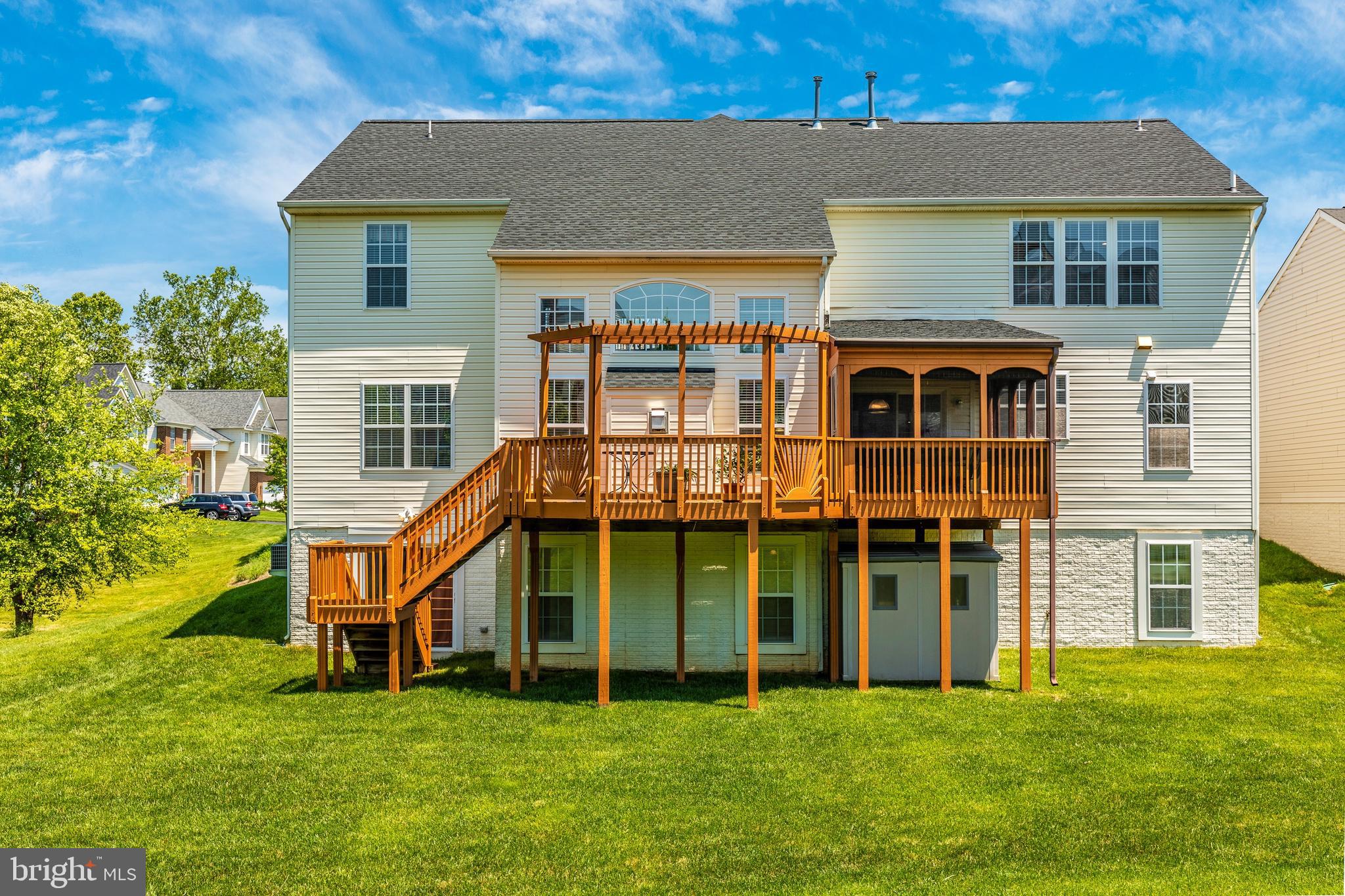 18510 Cornflower Road Boyds, MD 20841 - Photo 92 of 100 Walk out basement!