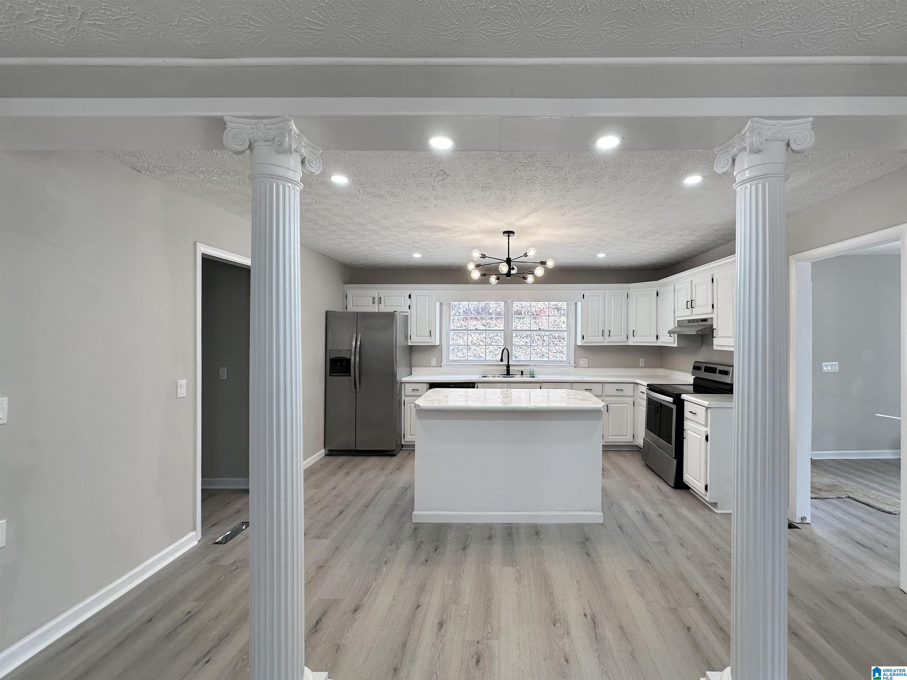 6103 Saks Road Anniston, AL 36206 - Photo 5 of 32