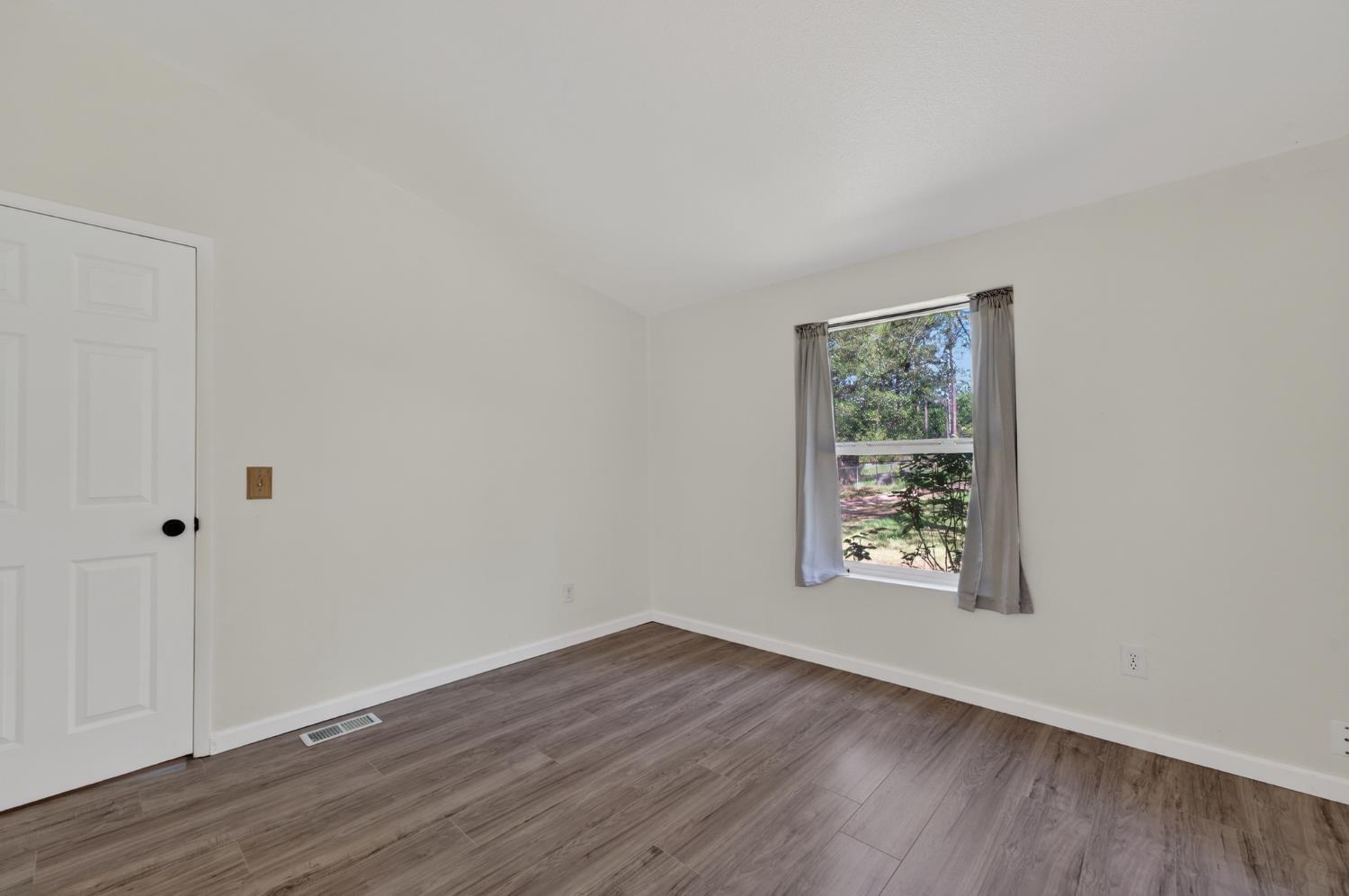 14319 Oregon Peak Road Dobbins, CA 95935 - Photo 20 of 41