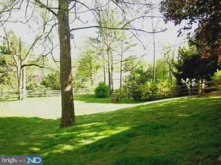 543 Pinetree Road Jenkintown, PA 19046 - Photo 2 of 6 Gallery Image 2