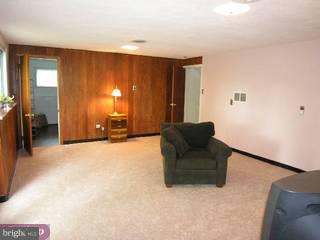 543 Pinetree Road Jenkintown, PA 19046 - Photo 4 of 6 Gallery Image 4