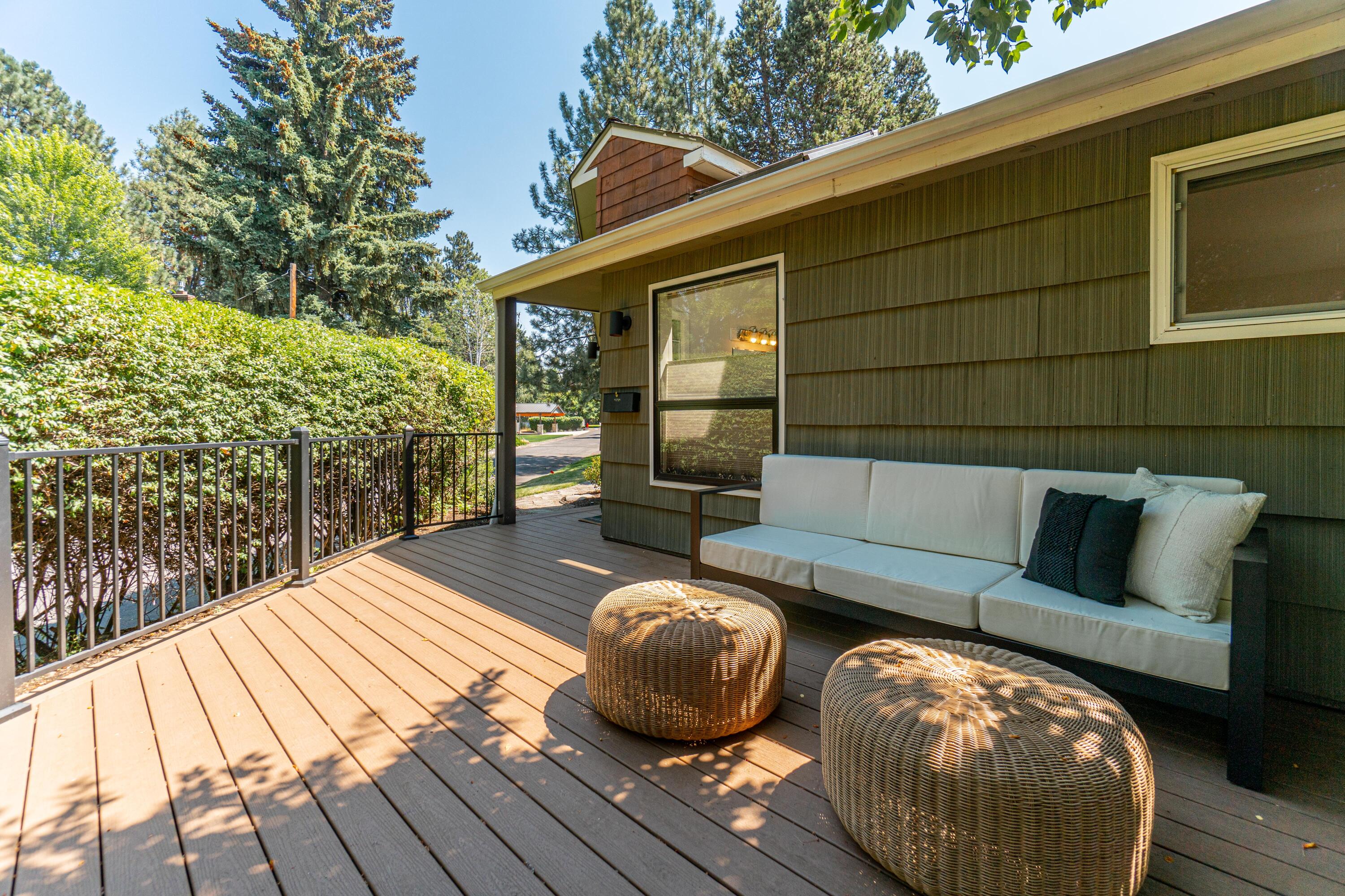 1775 Northwest Steidl Road Bend, OR 97703 - Photo 4 of 29 8