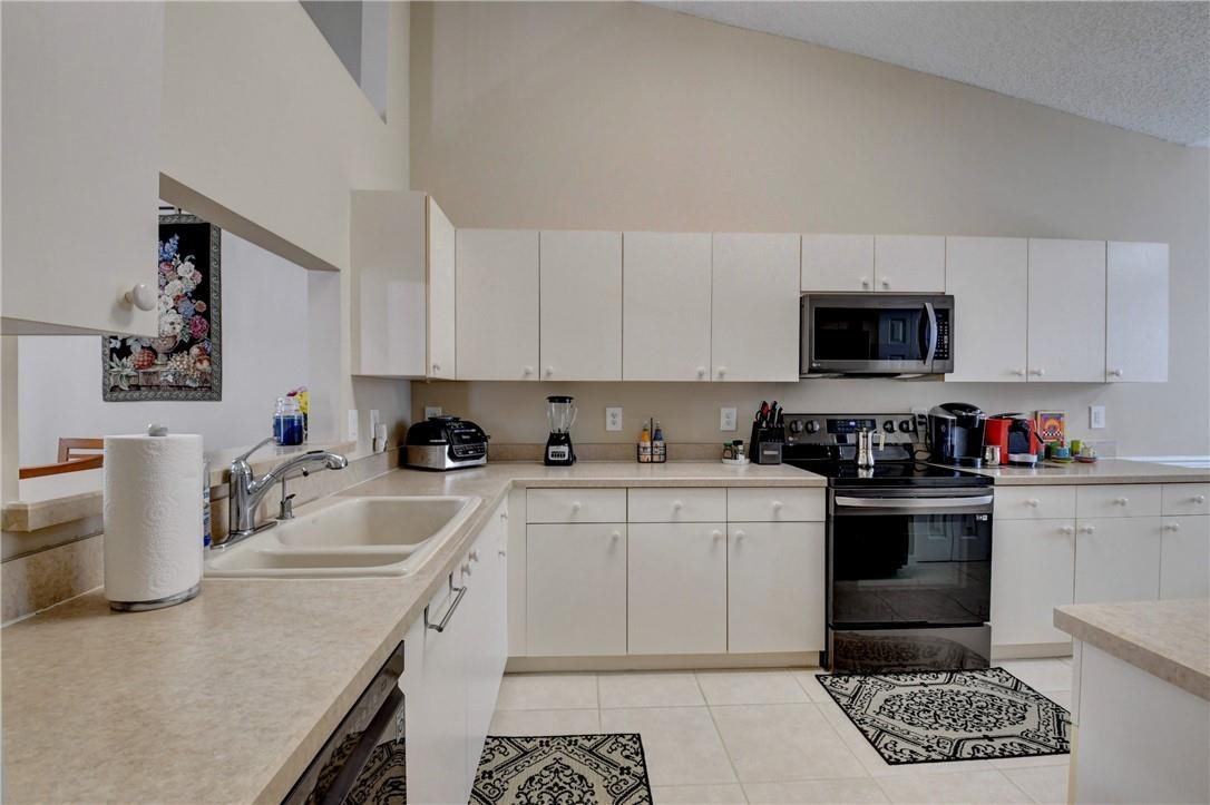 6229 Heliconia Road Delray Beach, FL 33484 - Photo 12 of 55 Photo 12