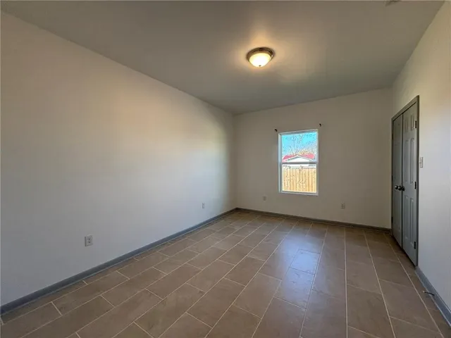 $1,750 | 5127 Oak Drive, Marrero, LA 70072