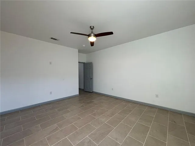 $1,750 | 5127 Oak Drive, Marrero, LA 70072