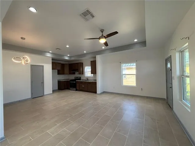 $1,750 | 5127 Oak Drive, Marrero, LA 70072