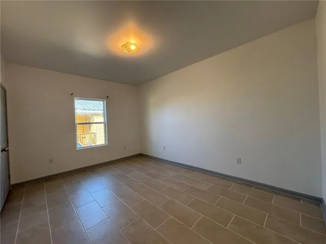 $1,750 | 5127 Oak Drive, Marrero, LA 70072