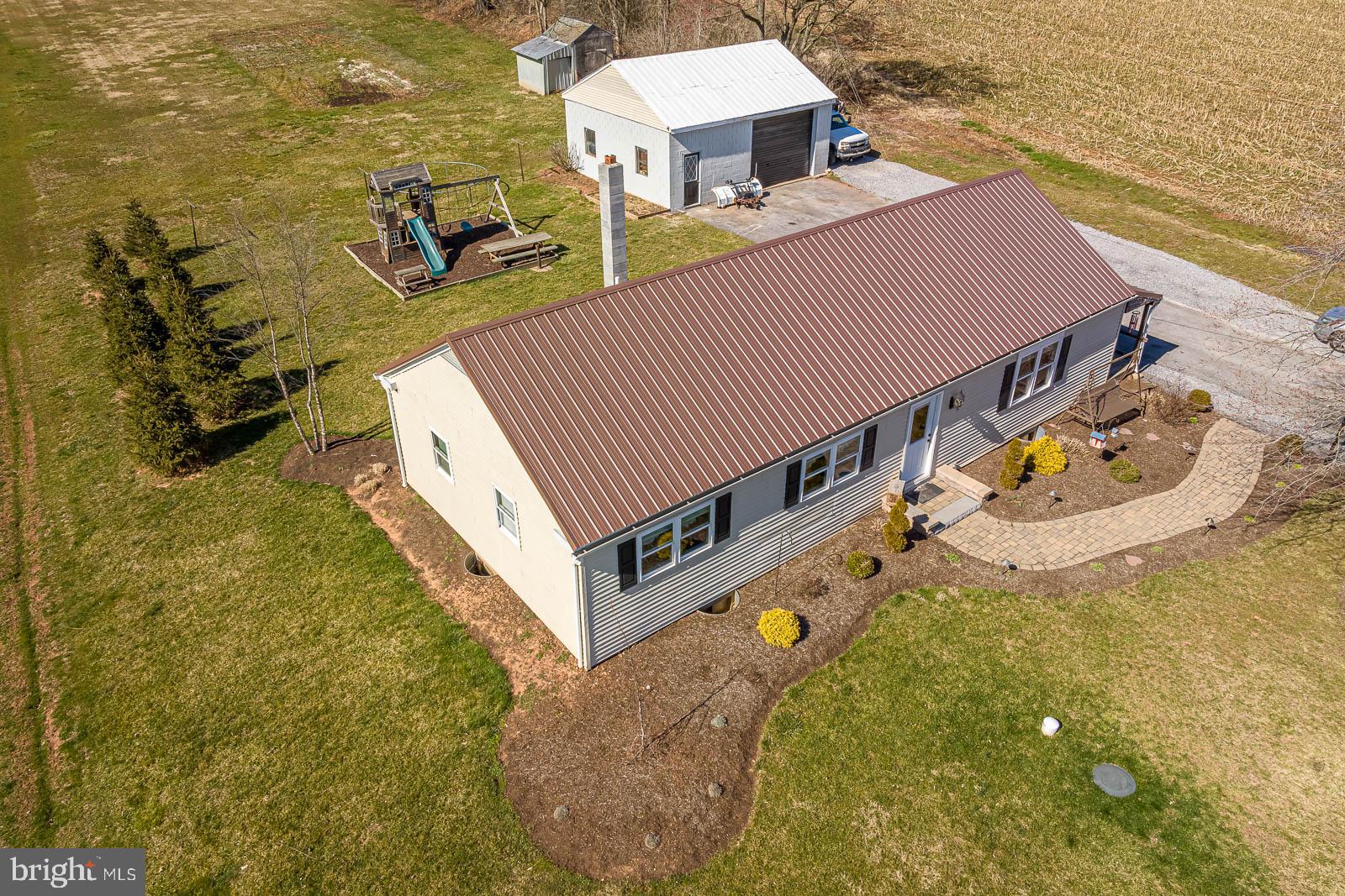 1167 Landis Road Ephrata, PA 17522 - Photo 1 of 9 Gallery Image 1