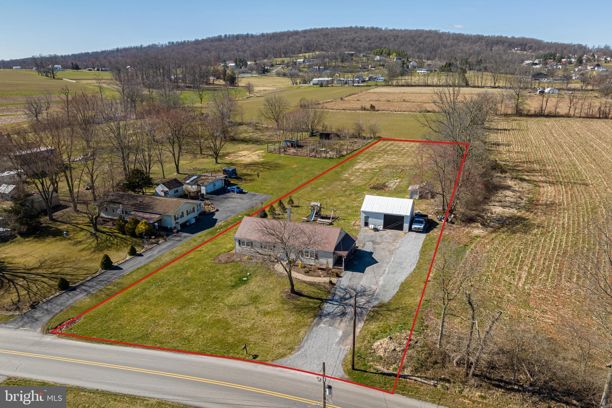 1167 Landis Road Ephrata, PA 17522 - Photo 3 of 9 Gallery Image 3
