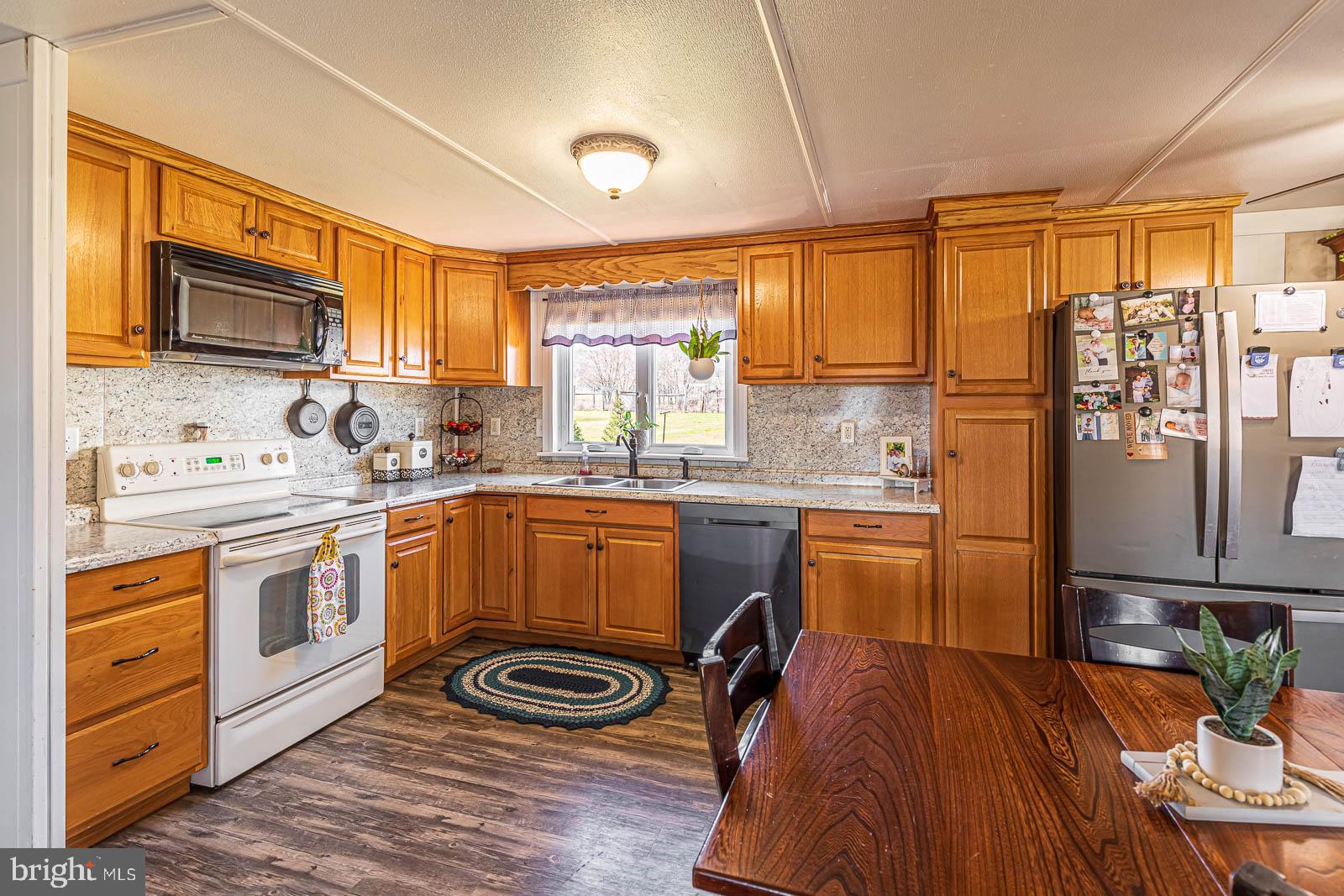 1167 Landis Road Ephrata, PA 17522 - Photo 9 of 9 Gallery Image 9