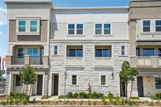 $569,990 | 111 North 1st Avenue, Upland, CA 91786