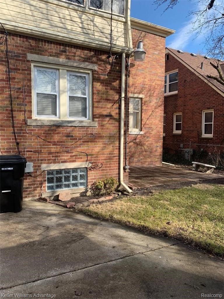 14155 Rutherford Street Detroit, MI 48227 - Photo 8 of 17 Rutherford backyard.jpg