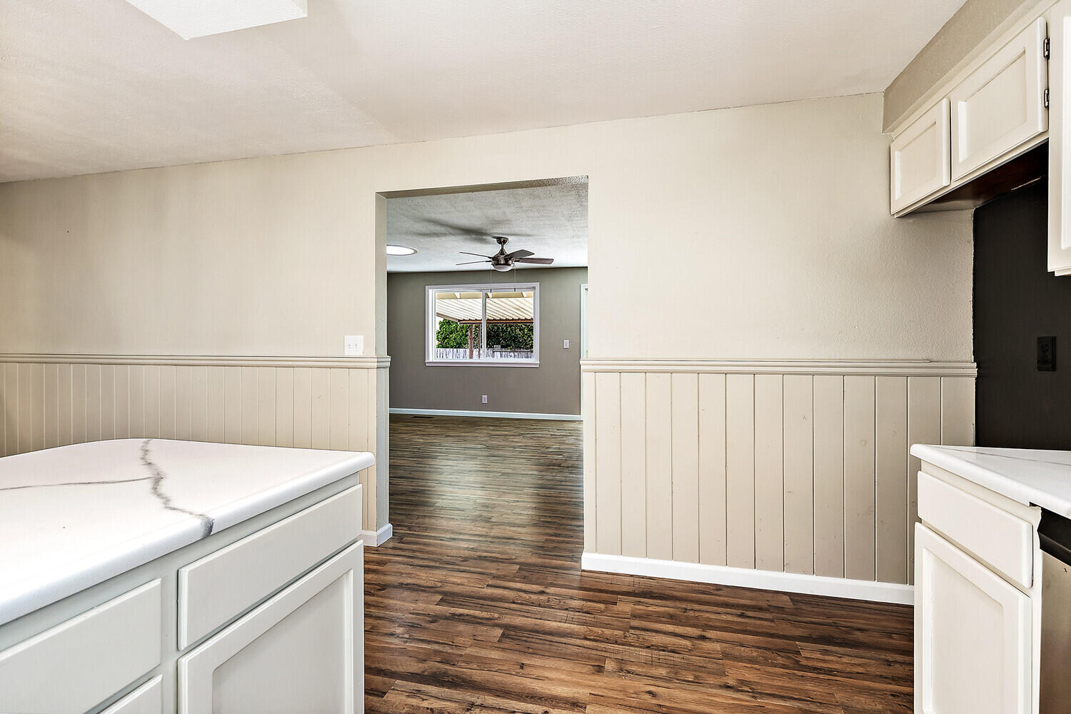 610 Hopkins Road Central Point, OR 97502 - Photo 16 of 37 27_HR_27_mls