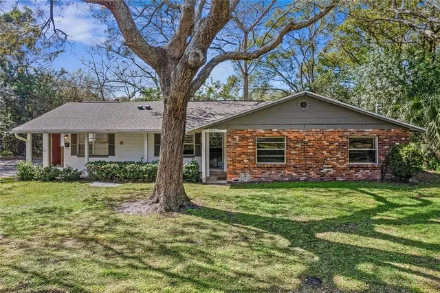 $1,100 | 1925 South Lakemont Avenue, Winter Park, FL 32792