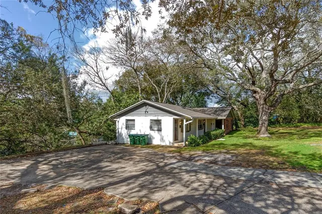 $1,100 | 1925 South Lakemont Avenue, Winter Park, FL 32792