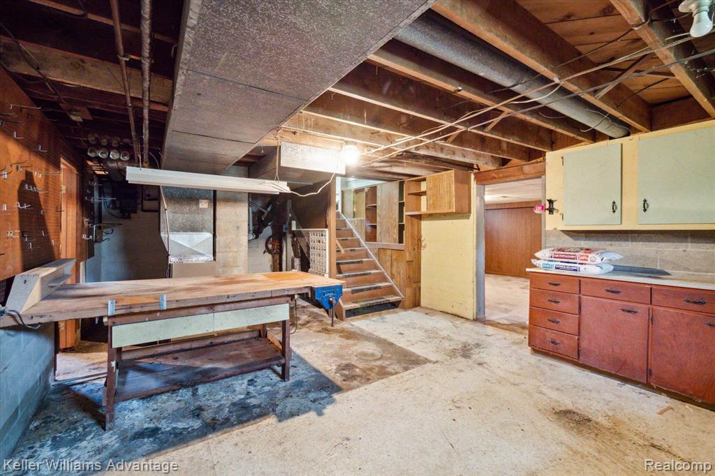 274 West Newark Road Lapeer, MI 48446 - Photo 20 of 41
