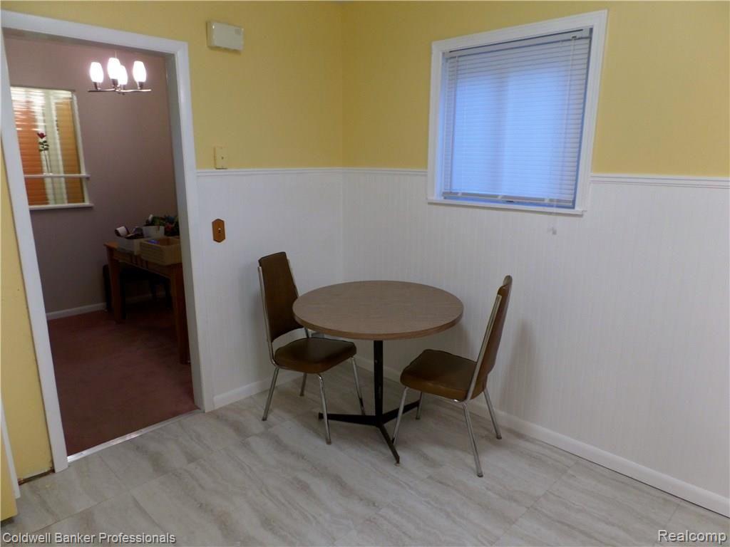8026 Pelham Road Taylor, MI 48180 - Photo 10 of 33 SAM_0588.JPG