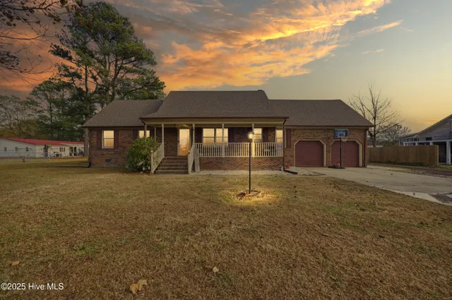 $405,000 | 1801 Vine Street, Elizabeth City, NC 27909