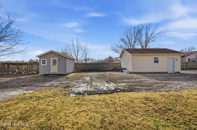 $405,000 | 1801 Vine Street, Elizabeth City, NC 27909