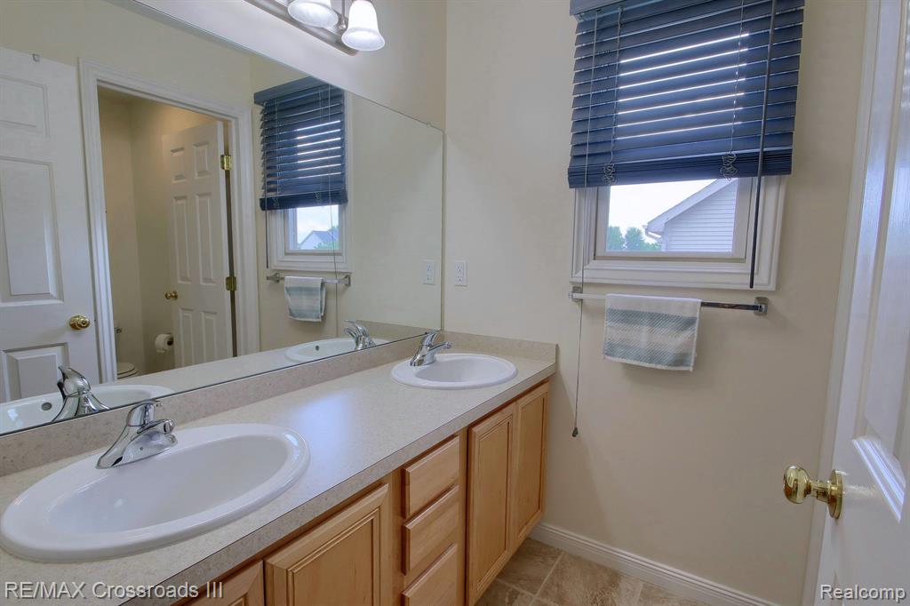 6446 Wilson Road Ann Arbor, MI 48108 - Photo 22 of 27