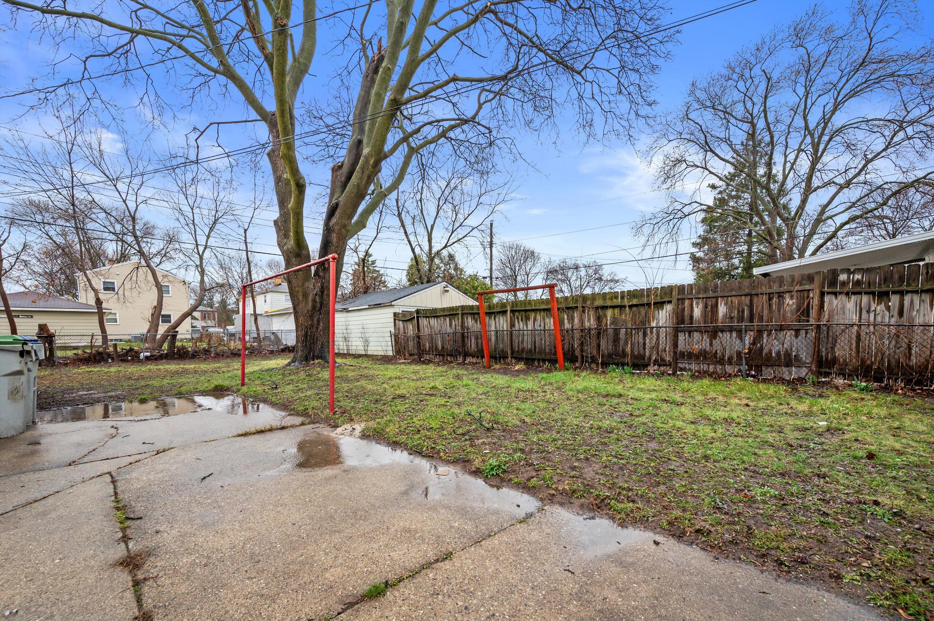 5863 North 62nd Street Milwaukee, WI 53218 - Photo 19 of 20 19-DSC7589