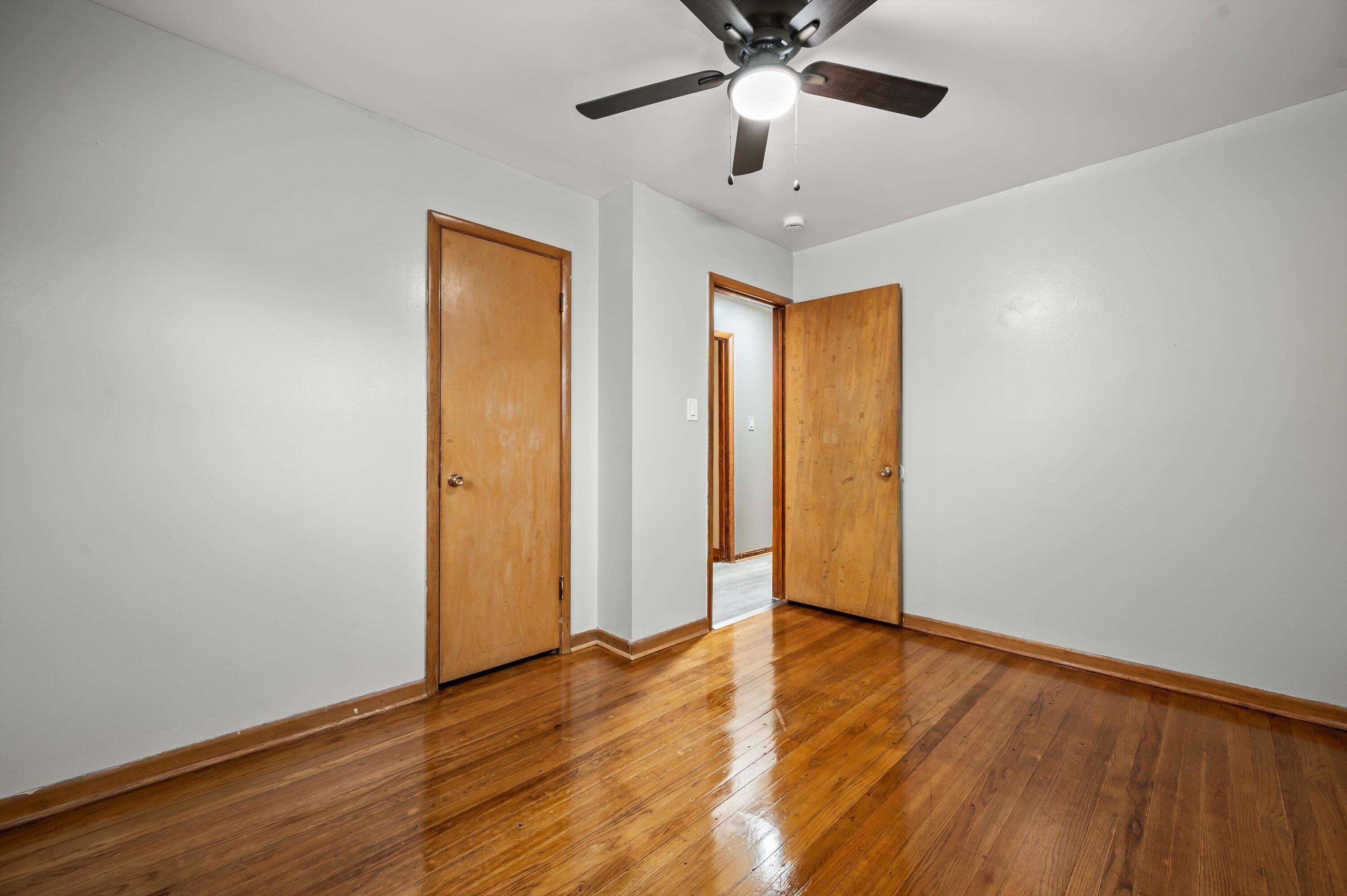 5863 North 62nd Street Milwaukee, WI 53218 - Photo 10 of 20 10-DSC7551