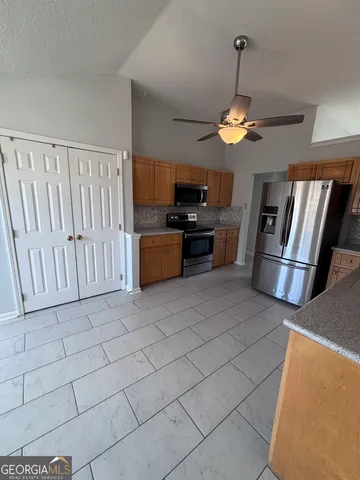 $2,200 | 106 Lake Manor Drive, Kingsland, GA 31548