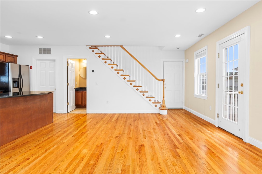 58 Sutton Street, Unit 6 Providence, RI 02903 - Photo 4 of 29