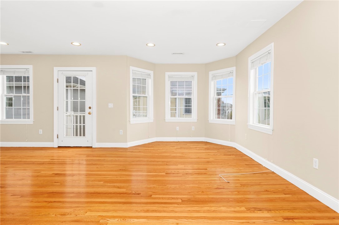 58 Sutton Street, Unit 6 Providence, RI 02903 - Photo 6 of 29