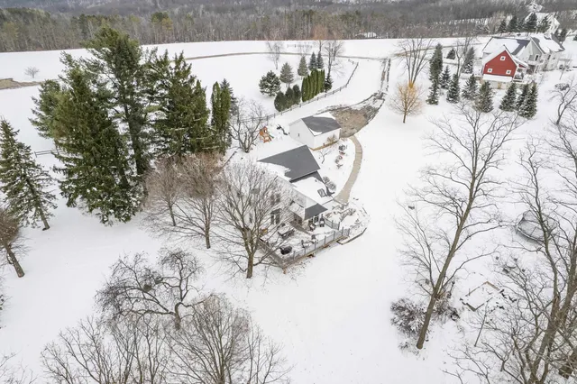 $725,000 | 3891 Birch Trail, Cross Plains, WI 53528