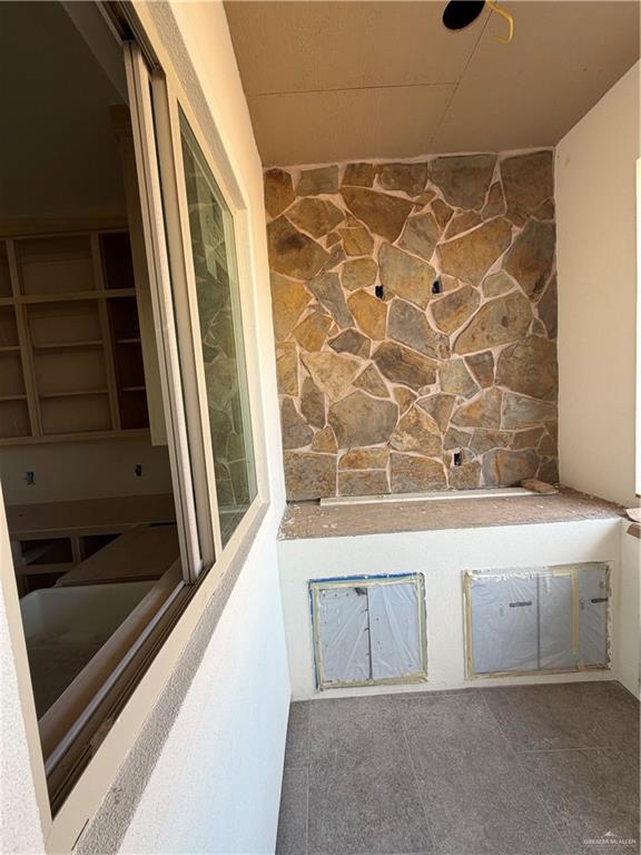 6107 West Street Edcouch, TX 78538 - Photo 4 of 27 a bathroom with a bathtub and shower