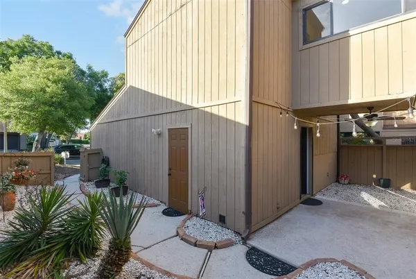 $289,900 | 4 Stone Quarry Trail, Ormond Beach, FL 32174