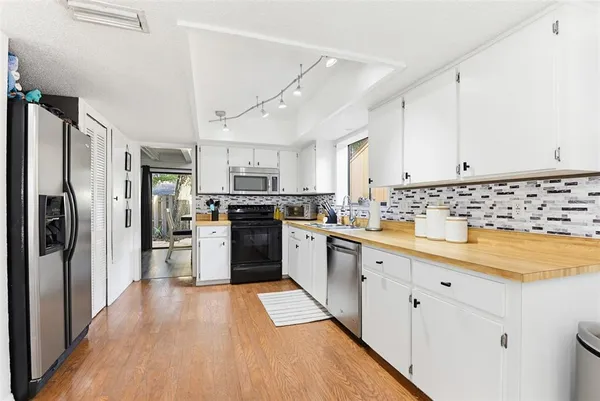 $289,900 | 4 Stone Quarry Trail, Ormond Beach, FL 32174