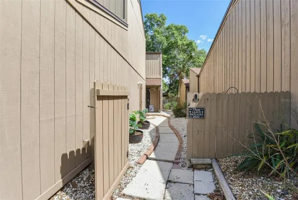 $289,900 | 4 Stone Quarry Trail, Ormond Beach, FL 32174