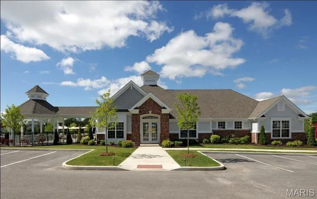 $385,000 | 3019 Preston Woods Trail, Lake St. Louis, MO 63367