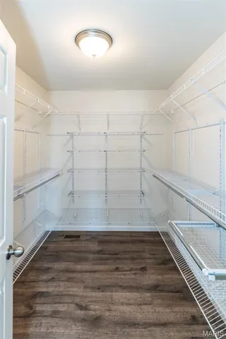 $385,000 | 3019 Preston Woods Trail, Lake St. Louis, MO 63367