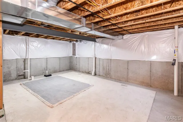 $385,000 | 3019 Preston Woods Trail, Lake St. Louis, MO 63367