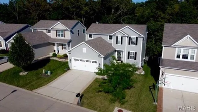 $385,000 | 3019 Preston Woods Trail, Lake St. Louis, MO 63367