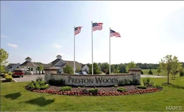 $385,000 | 3019 Preston Woods Trail, Lake St. Louis, MO 63367