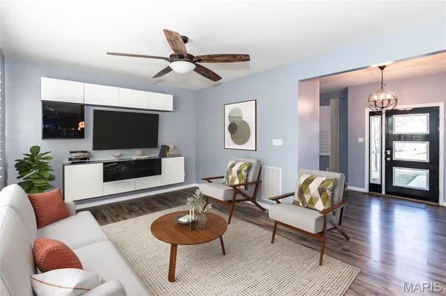 $385,000 | 3019 Preston Woods Trail, Lake St. Louis, MO 63367