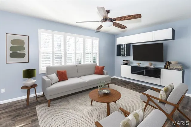 $385,000 | 3019 Preston Woods Trail, Lake St. Louis, MO 63367