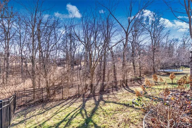 $385,000 | 3019 Preston Woods Trail, Lake St. Louis, MO 63367