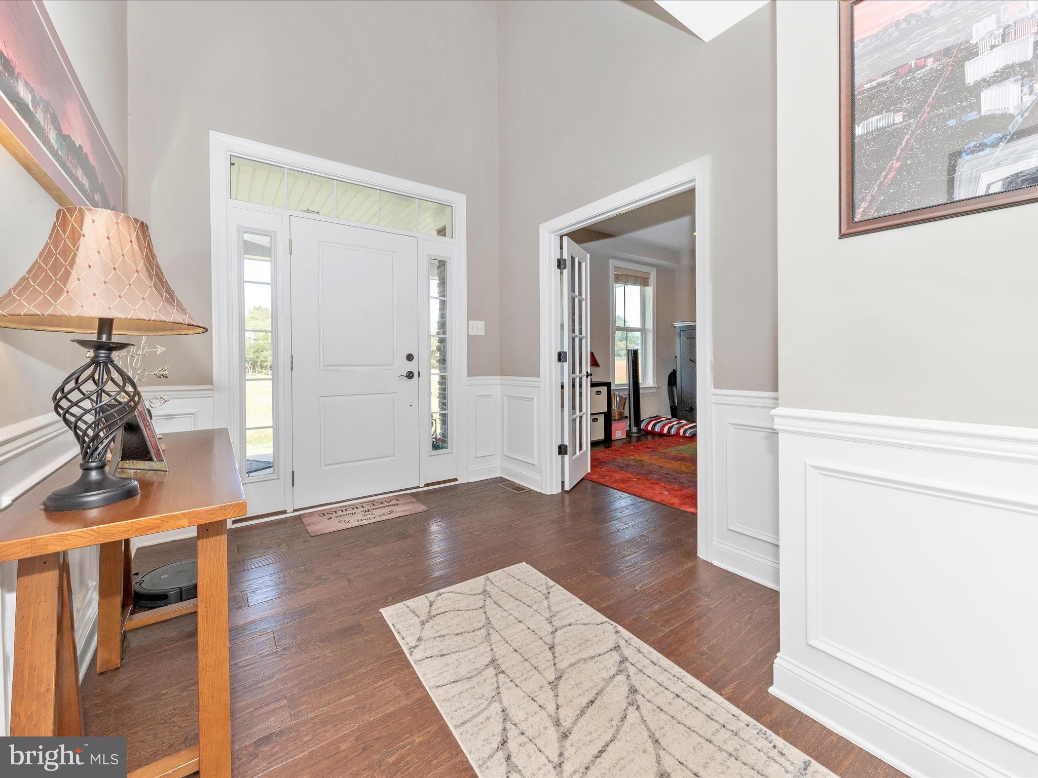 14671 Sugarland Road Poolesville, MD 20837 - Photo 4 of 62 Foyer