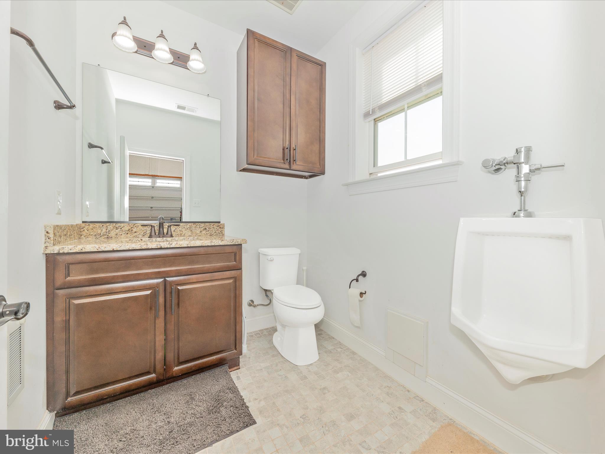 14671 Sugarland Road Poolesville, MD 20837 - Photo 45 of 62 48x30 Detached Garage with Half Bathroom