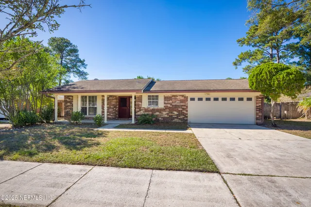 $1,750 | 2726 Winrock Drive West, Jacksonville, FL 32216