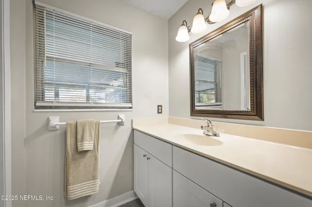 $1,750 | 2726 Winrock Drive West, Jacksonville, FL 32216