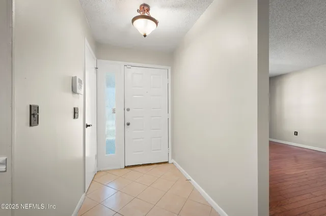 $1,750 | 2726 Winrock Drive West, Jacksonville, FL 32216