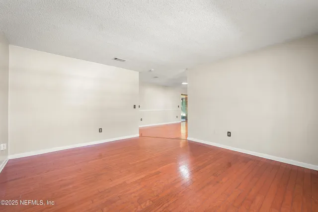 $1,750 | 2726 Winrock Drive West, Jacksonville, FL 32216